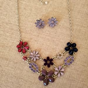 Necklace/Earrings set